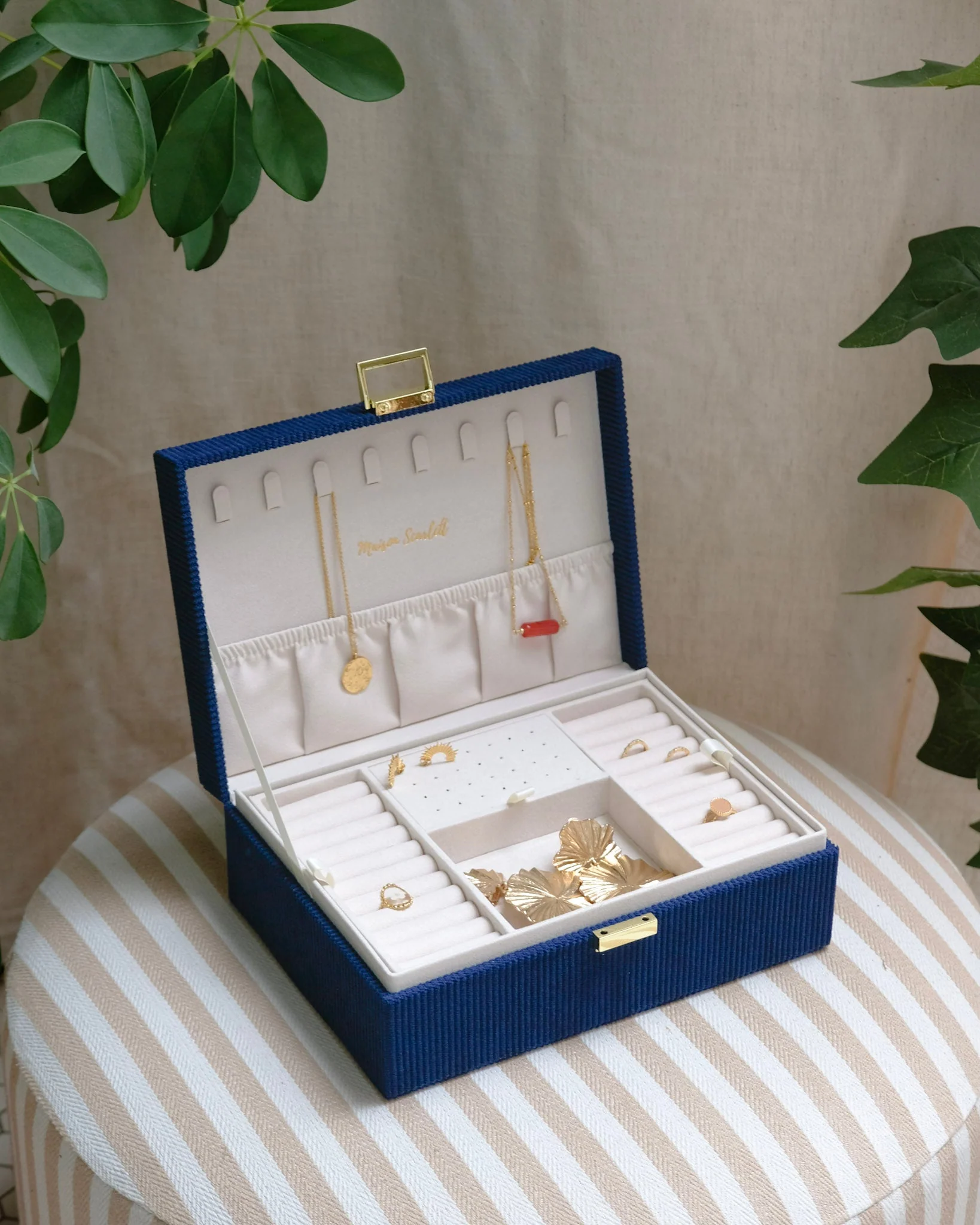 Miniature 1